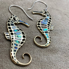 Load image into Gallery viewer, Seahorses - L/Brass &amp; Abalone