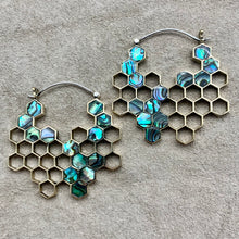 Load image into Gallery viewer, Honeycomb Hoops- L/Brass